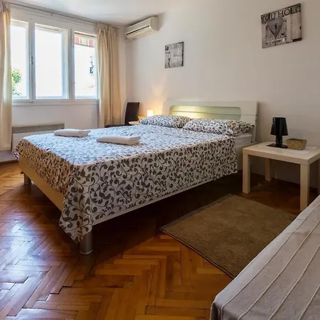 Apartment Studio In 39226