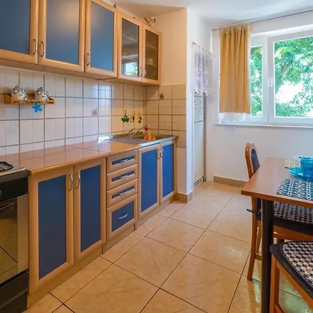 Studio In 39226 Apartment