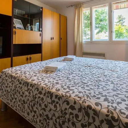 Apartment Studio In 39226 Crikvenica